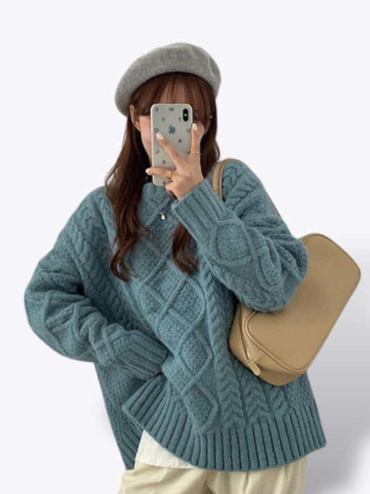 Crewneck Cable Knit Sweater