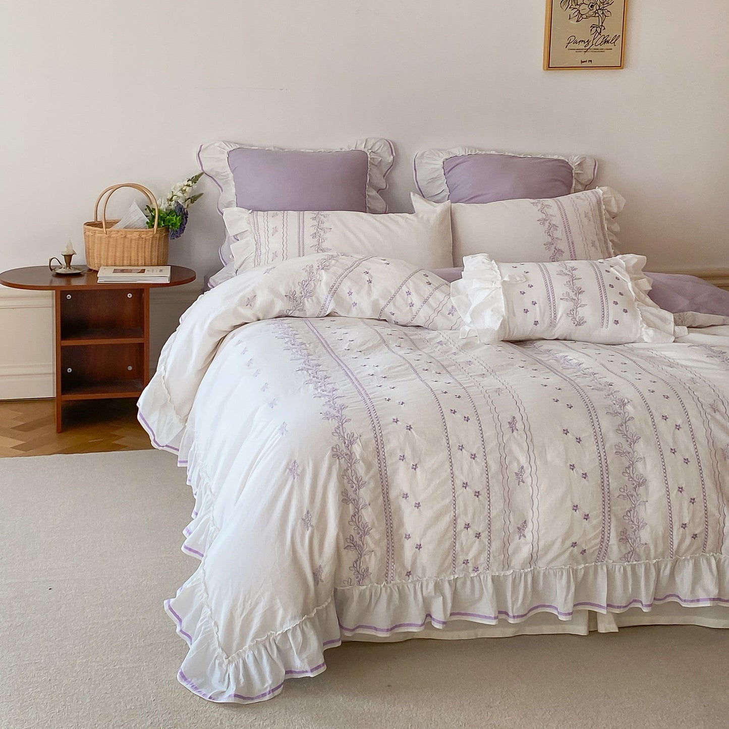 Embroided French Lace Ruffle Bedding Set-Luxandluxy