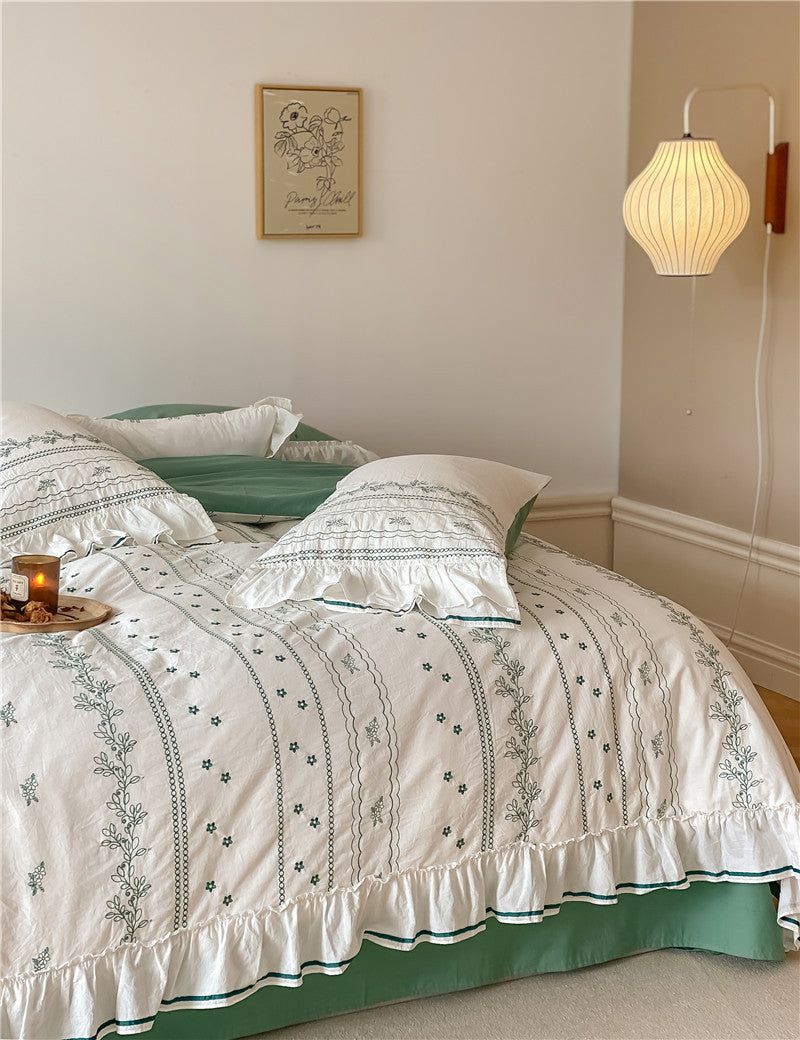 Embroided French Lace Ruffle Bedding Set-Luxandluxy