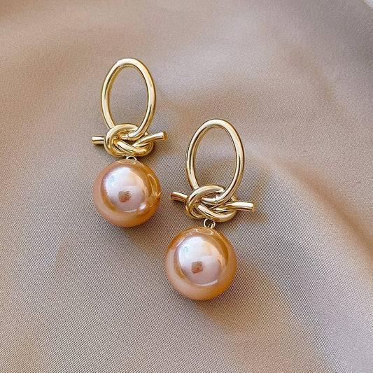 Golden Knots Pearl Earrings-Luxandluxy