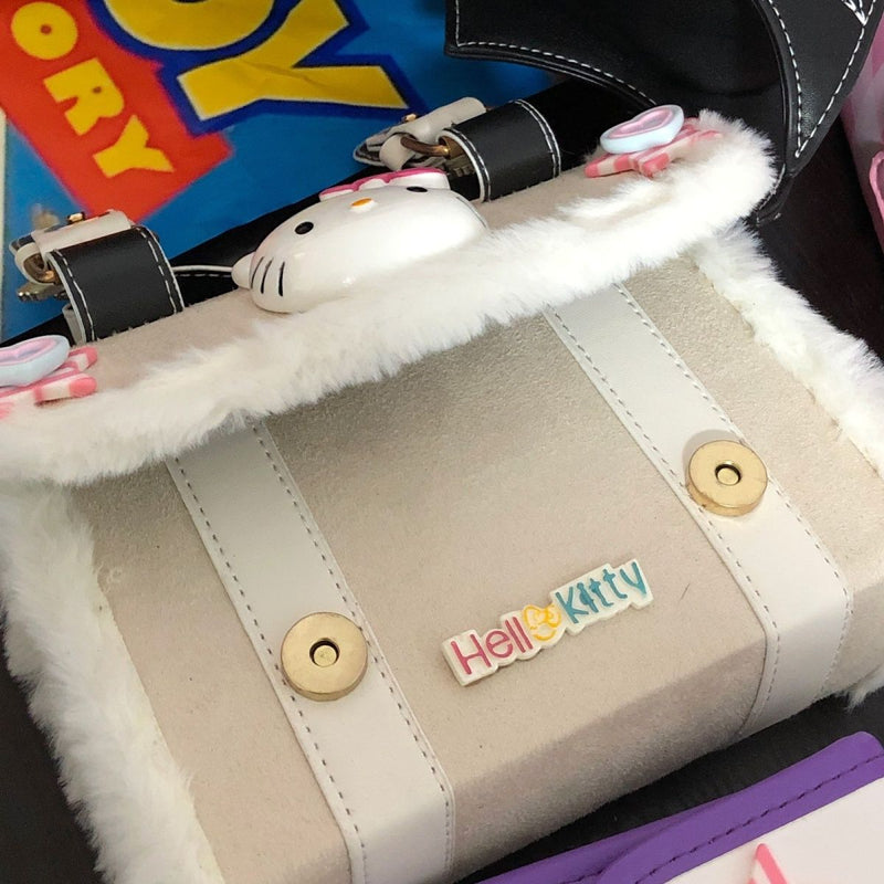 Hello Kitty Messenger Bag-Luxandluxy