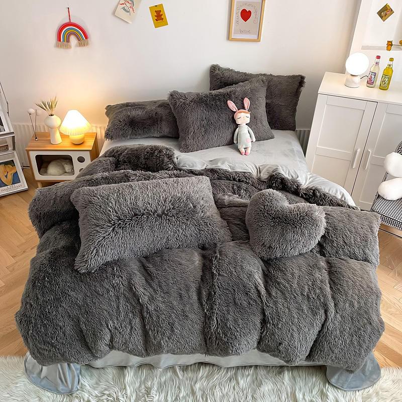 Hug & Snug Fluffy Bedding Set