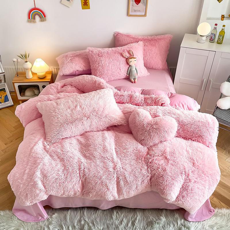 Hug & Snug Fluffy Bedding Set