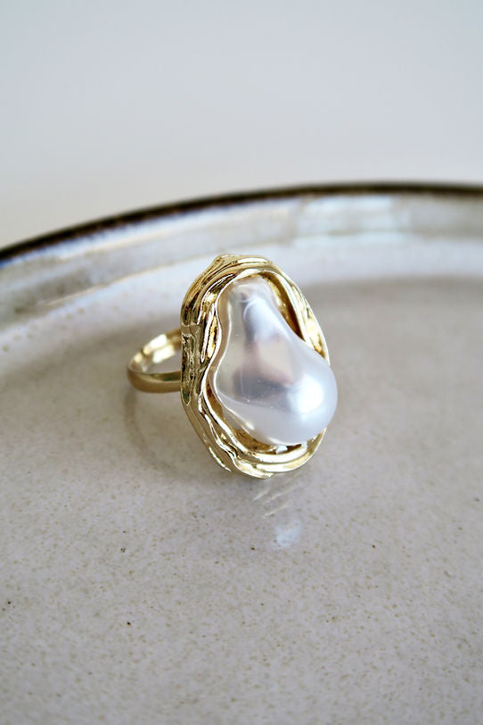 Irregular Pearl Shaped Ring-Luxandluxy