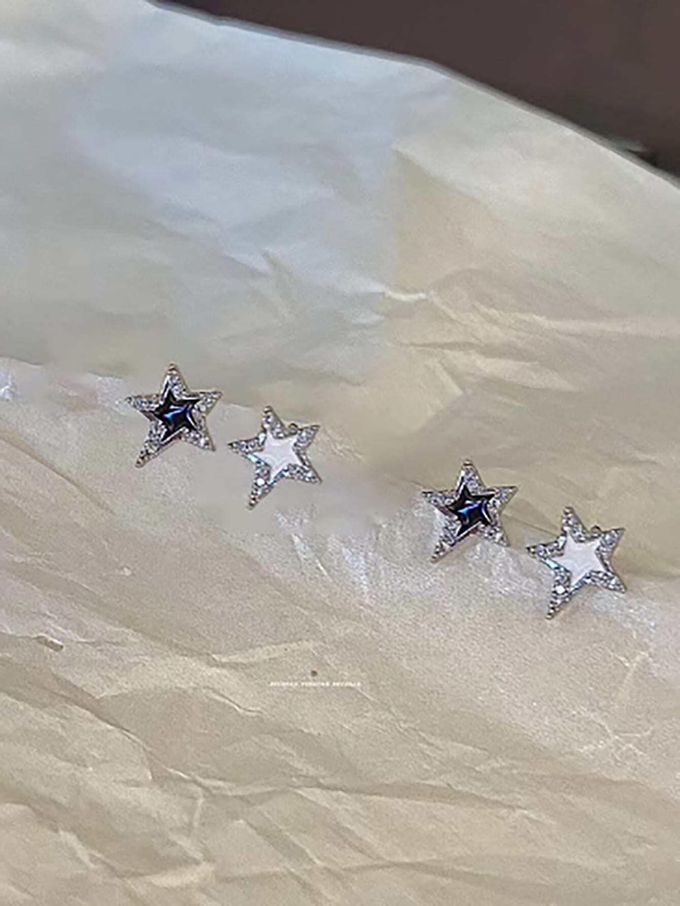 Neutral Star Earrings-Luxandluxy