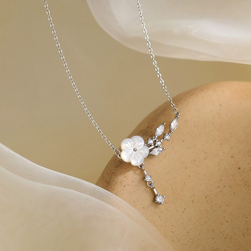 Pearl Cherry Blossom Necklace-Luxandluxy