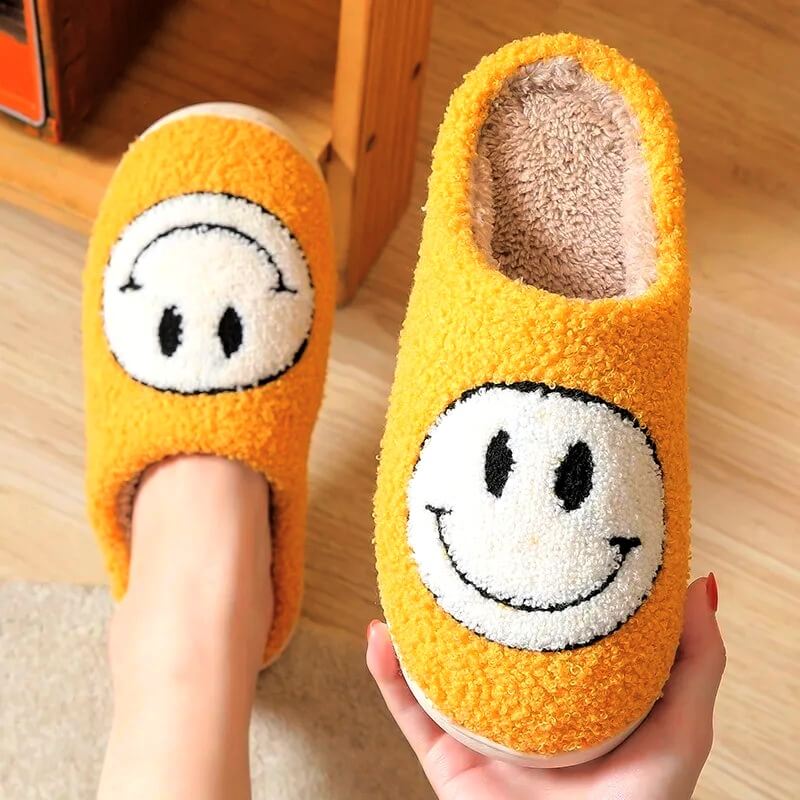 Smiley Face Slippers-Luxandluxy