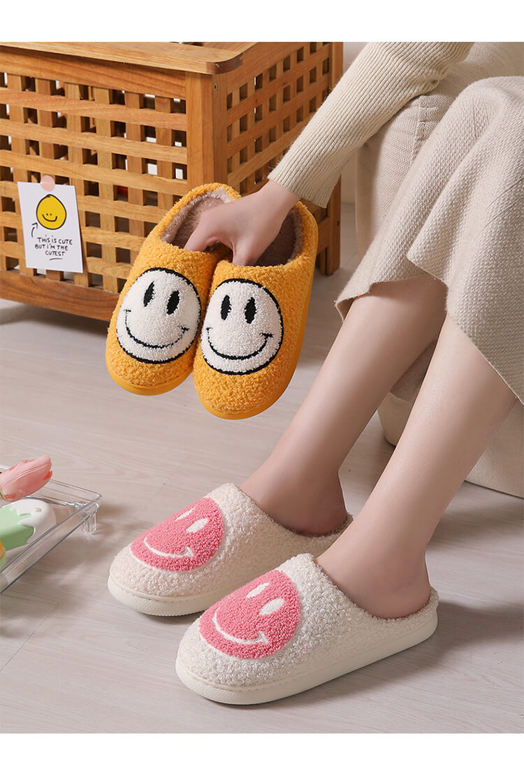 Smiley Face Slippers-Luxandluxy