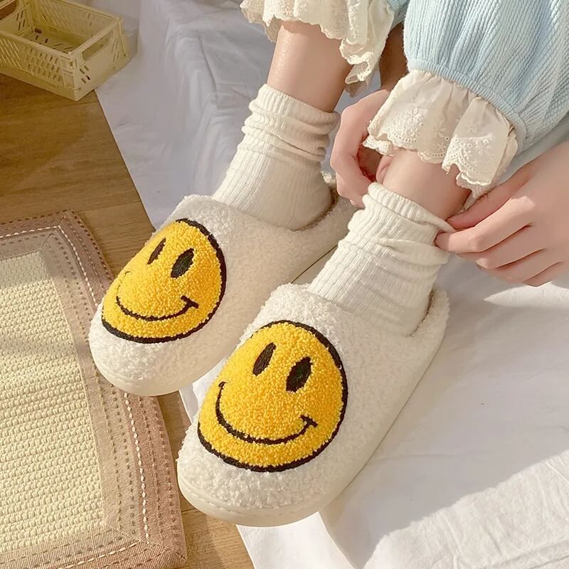 Smiley Face Slippers-Luxandluxy