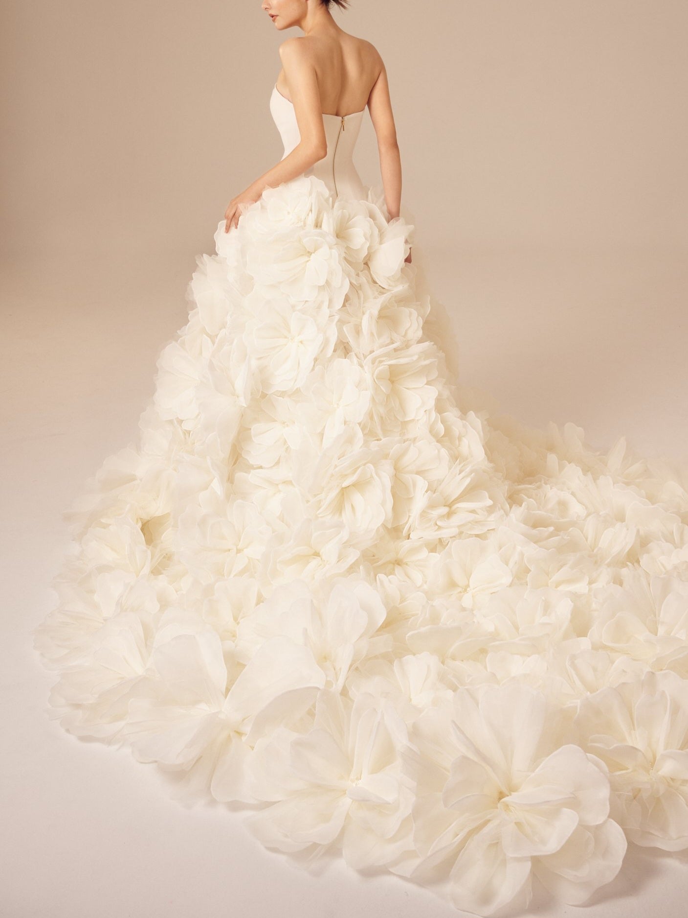 White 3D Floral Strapless Wedding Dress-Luxandluxy