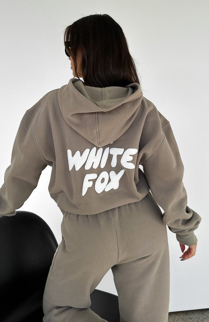 White Fox Hoodie-Luxandluxy