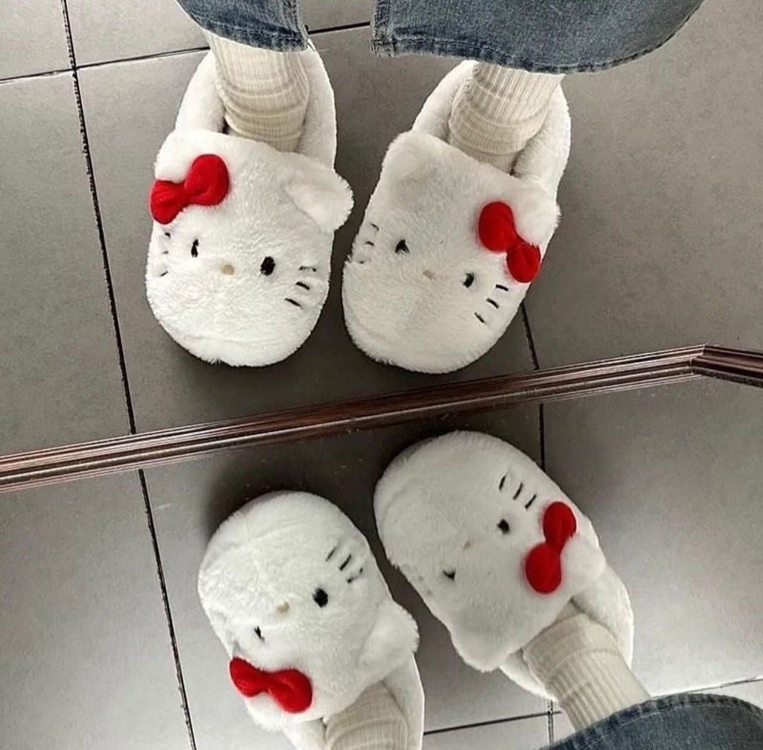 White Hello Kitty Plush Slippers-Luxandluxy